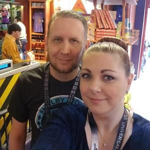 Meet your Posher, Victoria